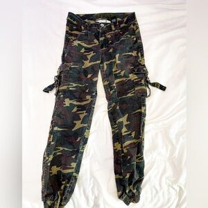 VIP cargo pants